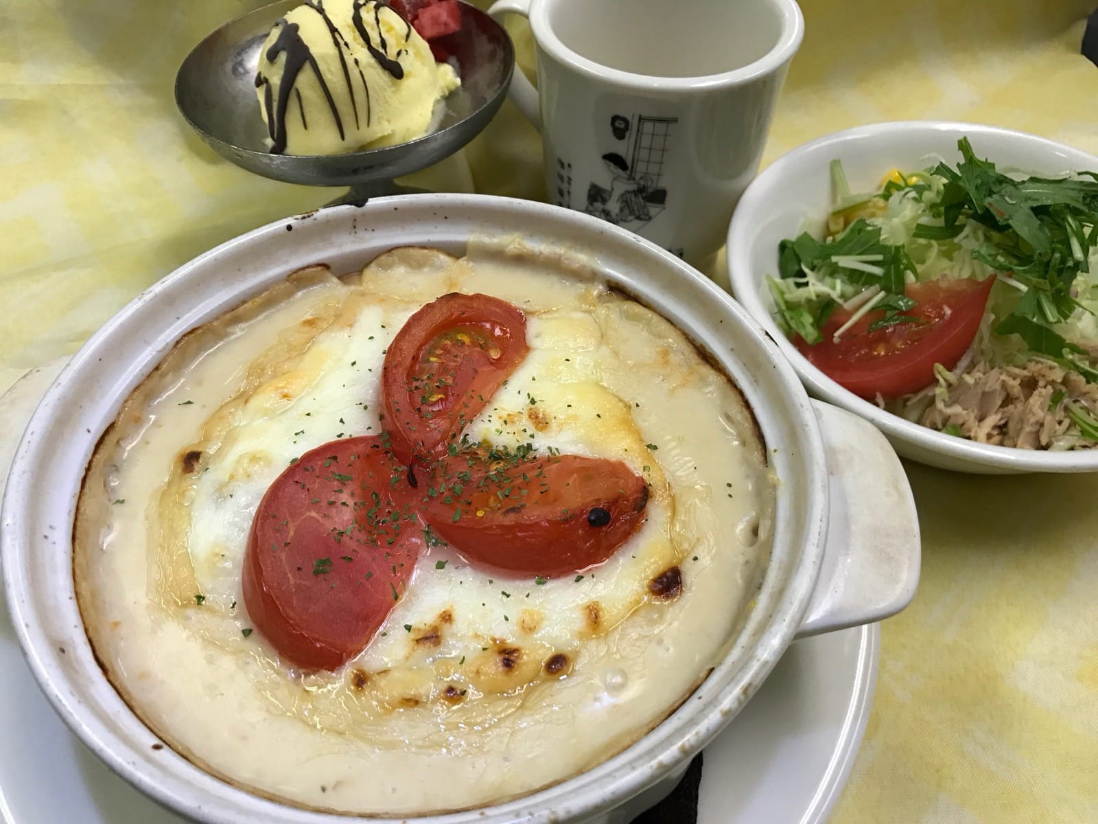 ほうれん草と卵のグラタン